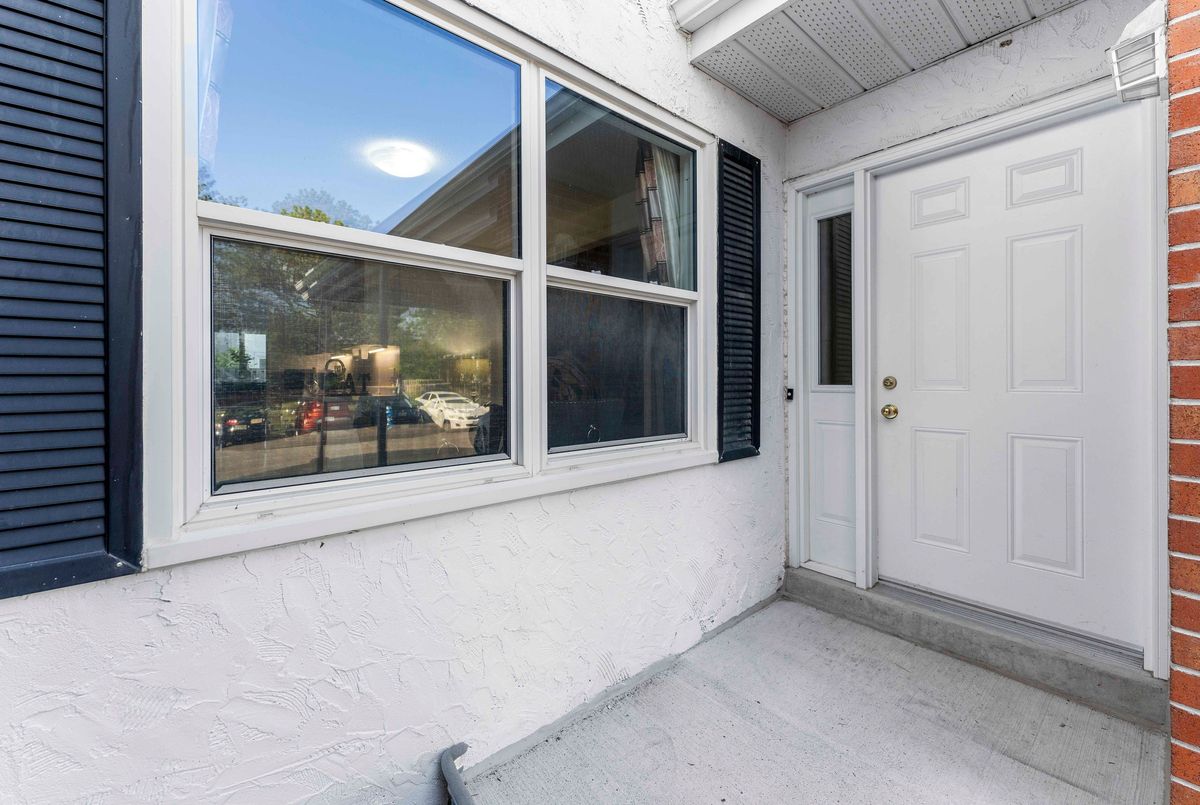 2-405 Keats Way 2-405 Keats Way Waterloo