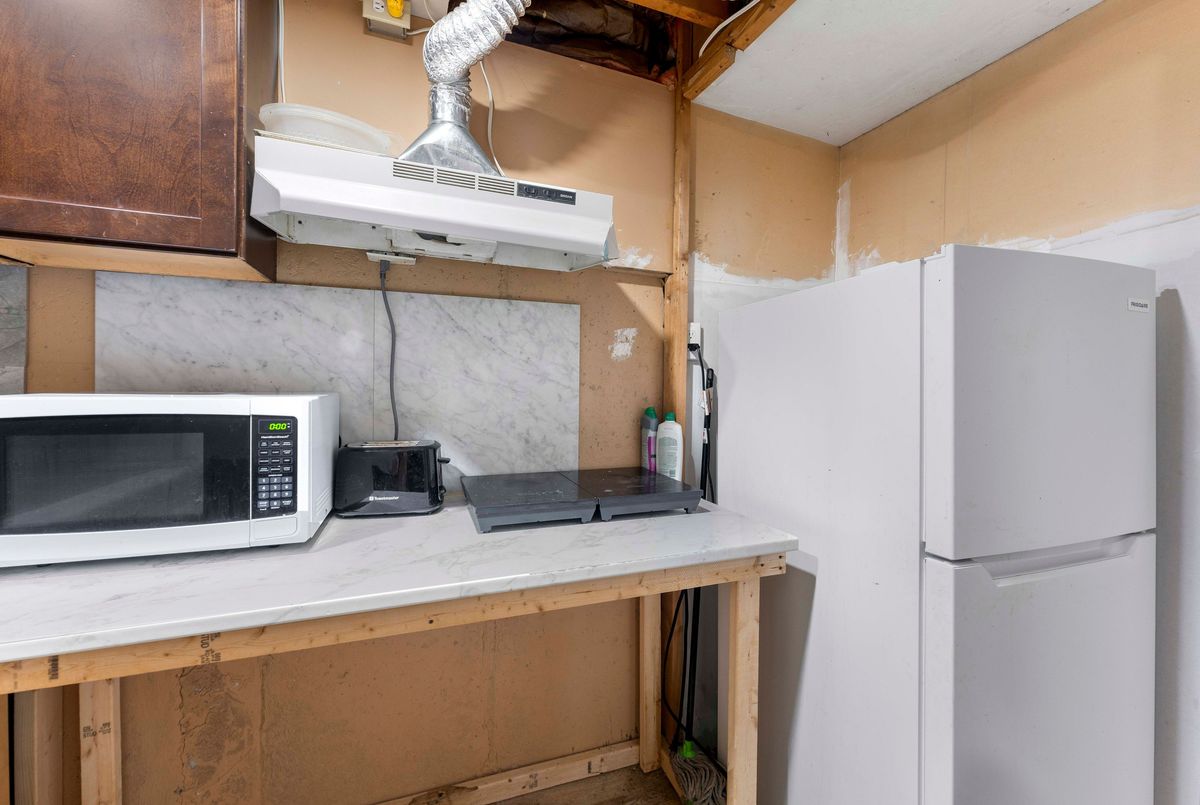 2-405 Keats Way 2-405 Keats Way Waterloo