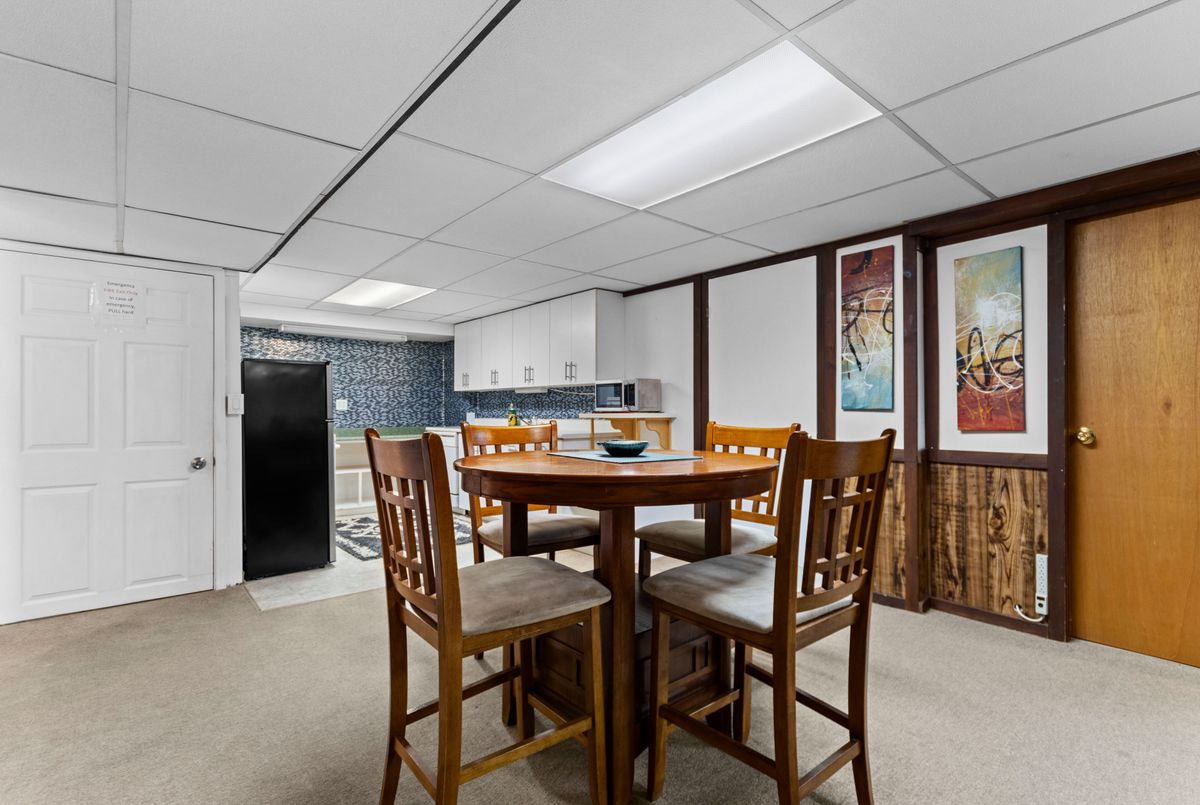 img-gallery