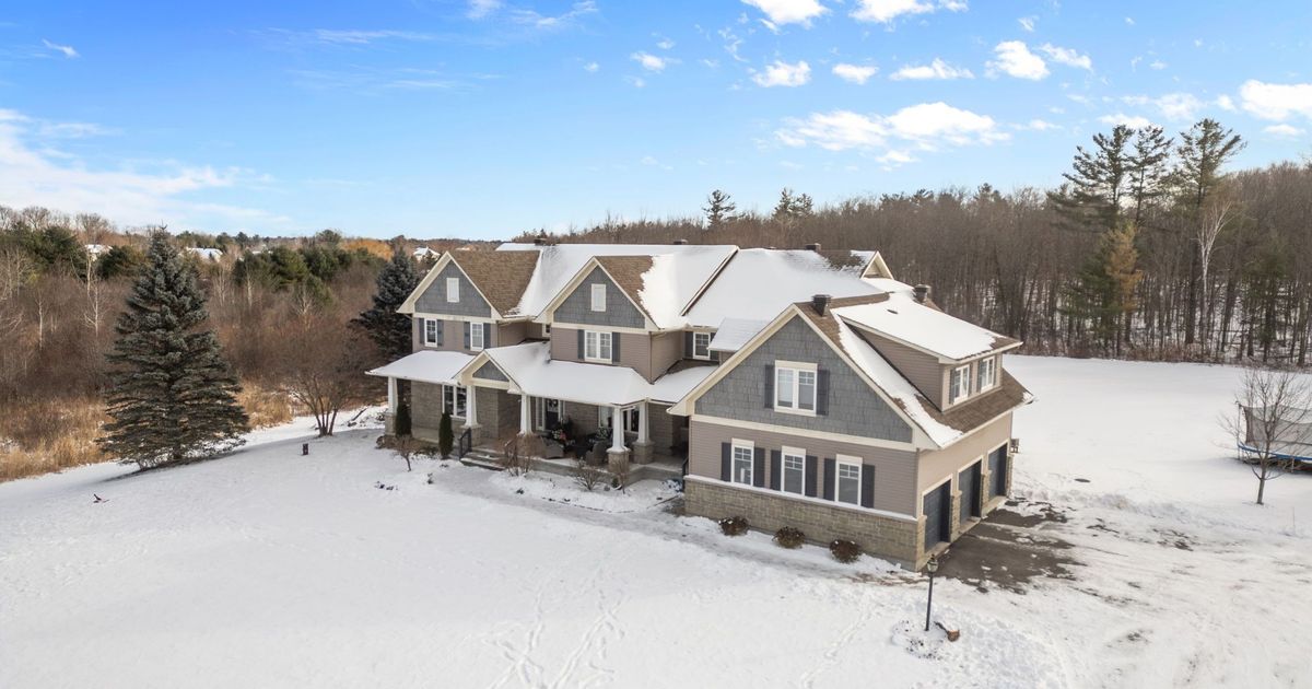 137 Goodman Drive Kanata