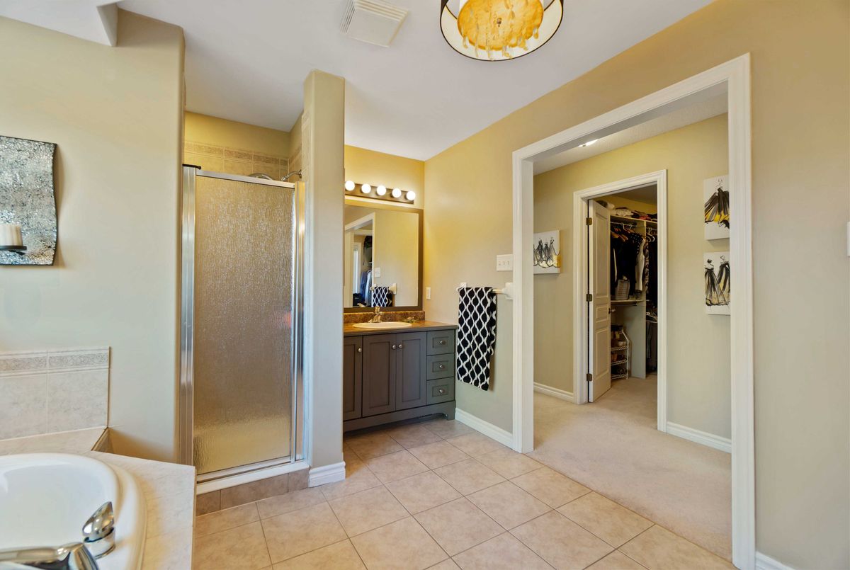 137 Goodman Drive 137 Goodman Drive Kanata