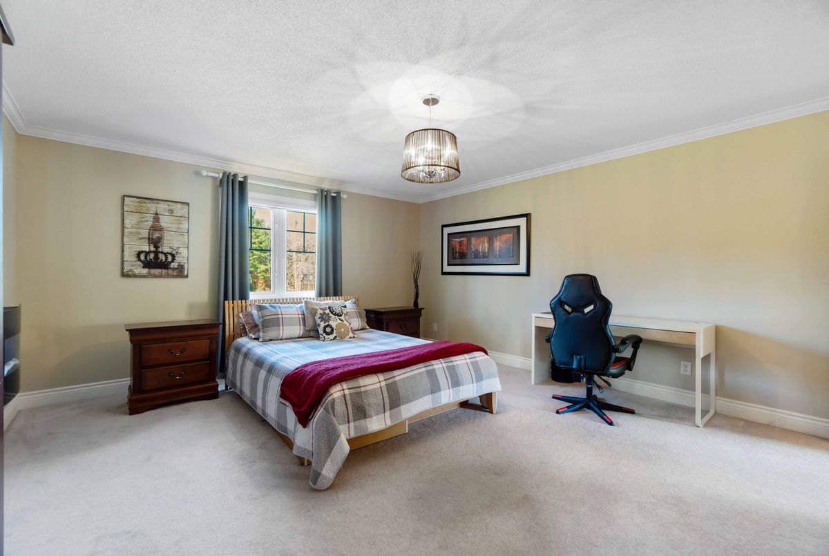 137 Goodman Drive 137 Goodman Drive Kanata