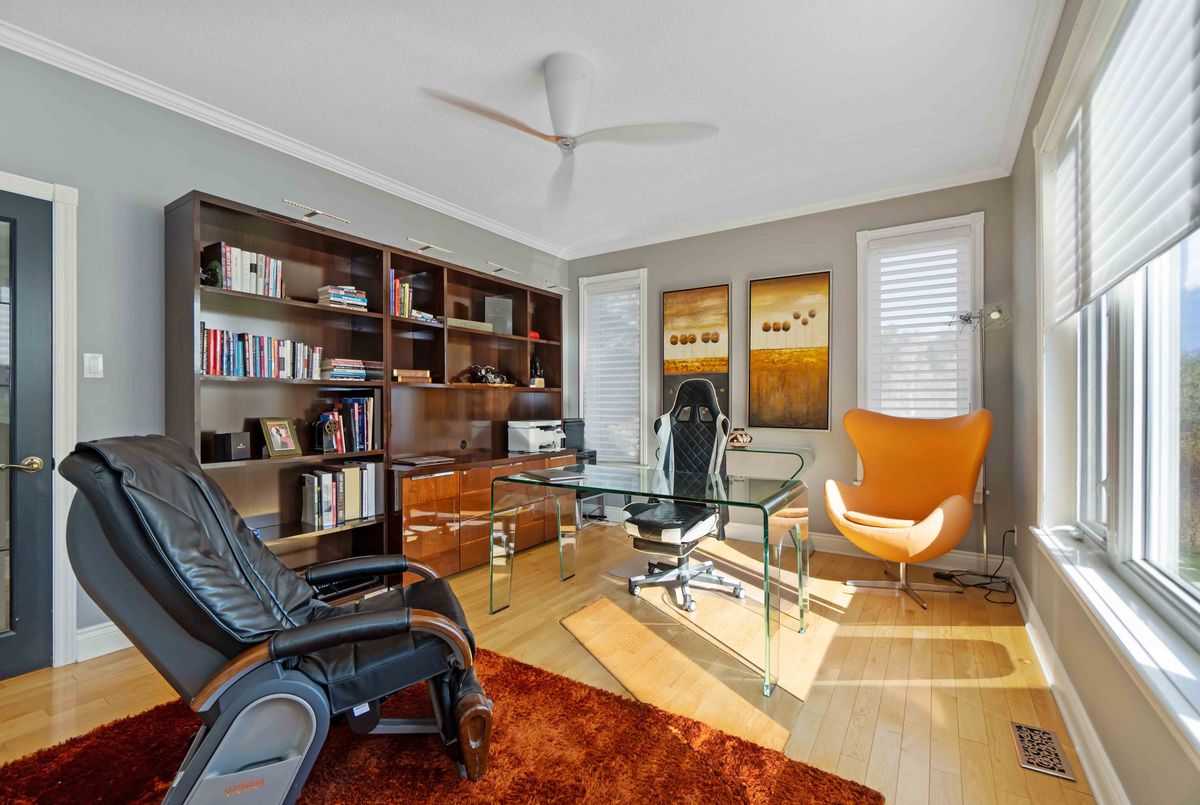 137 Goodman Drive 137 Goodman Drive Kanata