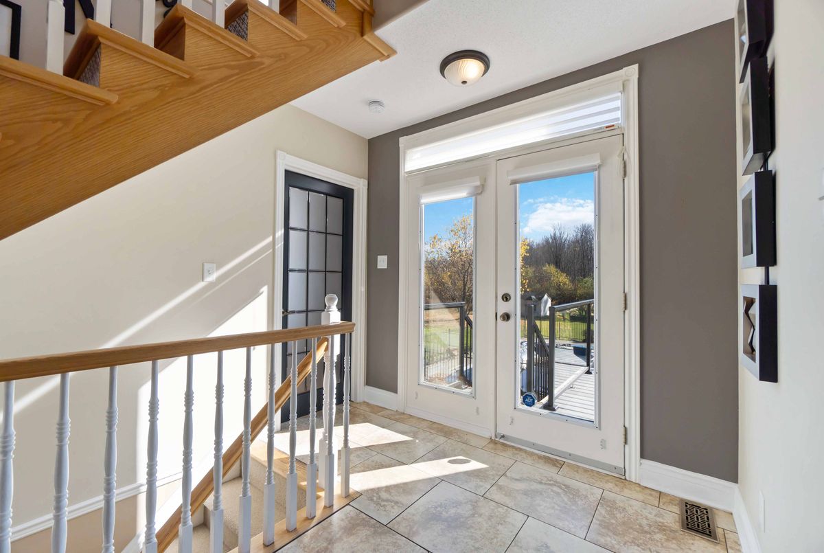 137 Goodman Drive 137 Goodman Drive Kanata