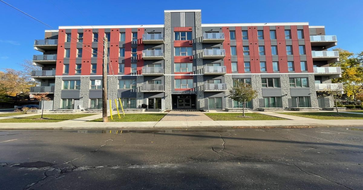 120-77 Leland Street Hamilton