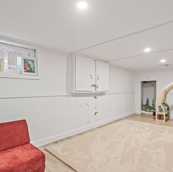 Residential Freehold 872 Lovett Street London East For {
  "AboveGradeFinishedArea": 0,
  "AboveGradeFinishedAreaSource": "",
  "AboveGradeFinishedAreaUnits": "",
  "Acreage": "",
  "Active": true,
  "Address": "872 Lovett Street",
  "AirConditioning": "Central Air",
  "AirConditioningYN": false,
  "Amps": "",
  "Appliances": "",
  "ApproxAge": "",
  "ApproxSquareFootage": "700-1100",
  "Area": "Middlesex",
  "AssessmentYear": "",
  "AssignmentYN": false,
  "AssociationAmenities": "",
  "AssociationFee": "",
  "AssociationFeeIncludes": "",
  "AssociationName": "",
  "AssociationYN": false,
  "Balcony": "",
  "Basement": "Full, Finished",
  "BasementYN": false,
  "BathroomsFull": 0,
  "BathroomsHalf": 0,
  "Bedrooms": 3,
  "BedroomsDisplay": "3",
  "BedroomsPlus": 0,
  "BedroomsTotal": 3,
  "BelowGradeFinishedArea": 0,
  "BelowGradeFinishedAreaSource": "",
  "BelowGradeFinishedAreaUnits": "",
  "Board": "Toronto Regional Real Estate Board",
  "BuilderName": "",
  "BuildingAreaTotal": "",
  "BuildingAreaUnits": "",
  "BuildingName": "",
  "BusinessName": "",
  "BusinessType": "",
  "BuyerAgencyCompensation": "2% + HST",
  "BuyerAgencyCompensationType": "",
  "BuyerAgentAOR": "",
  "BuyerAgentEmail": "",
  "BuyerAgentFullName": "",
  "BuyerAgentId": "",
  "BuyerAgentMlsId": "",
  "BuyerAgentPhone": "",
  "BuyerOfficeId": "",
  "BuyerOfficeMlsId": "",
  "BuyerOfficeName": "",
  "BuyerOfficePhone": "",
  "CarportSpaces": 0,
  "Category": "MLS",
  "ChattelsYN": false,
  "City": "London East",
  "ClassSearch": "Residential",
  "CoListAgentDesignation": "",
  "CoListAgentEmail": "",
  "CoListAgentID": "",
  "CoListAgentMLSID": "",
  "CoListAgentName": "",
  "CoListAgentPhone": "",
  "CoListOfficeID": "",
  "CoListOfficeMLSID": "",
  "CoListOfficeName": "CENTURY 21 FIRST CANADIAN CORP",
  "CommercialCondoFee": "",
  "CommercialCondoFeeFrequency": "",
  "CommercialCondoFees": "",
  "Commission": "2% + HST",
  "Community": "East L",
  "CommunityFeatures": "",
  "Condition": "",
  "ConditionOfSale": "",
  "CondoCorpNumber": "",
  "ConsentToAdvertiseYN": false,
  "ConstructionMaterials": "Brick, Wood ",
  "ContactAfterExpiryYN": false,
  "ContractDate": "2025-12-04T00:00:00",
  "Cooling": "Central Air",
  "CoolingYN": false,
  "Country": "CA",
  "CoverPhoto": "https://media.remarketer.ca/PROPTX/X12601494-1.jpg?tr=di-propertynoimage_pj5ksb5iM,f-jpg,q-90",
  "CrossStreet": "Rectory Street and Lovett Street",
  "DaysOnMarket": 0,
  "DepositRequired": "",
  "Directions": "Heading North on Rectory Street, make a right onto Lovett Street. Continue on Lovett Street and 872 Lovett Street will be on your left.",
  "Disclosures": "",
  "DisplayAddress": "872 Lovett Street",
  "DisplayAddressYN": true,
  "DistributeToInternetYN": true,
  "Drive": "",
  "Electric": "Yes",
  "ElectricExpense": "",
  "ElectricOnPropertyYN": false,
  "ElectricYN": true,
  "ElementarySchool": "",
  "ElevatorYN": false,
  "Exclusions": "None",
  "Expenses": "",
  "ExpiryDate": "2026-06-30T00:00:00",
  "Exposure": "",
  "Exterior": "",
  "ExteriorFeatures": "Porch, Landscaped",
  "Extras": "",
  "FamilyRoom": "",
  "FireplaceTotal": 0,
  "FireplaceYN": false,
  "Flooring": "",
  "FloorPlans": "",
  "FoundationDetails": "Concrete Block",
  "Franchise": "",
  "FranchiseYN": false,
  "FurnishedYN": false,
  "GarageSpaces": 0,
  "GarageType": "None",
  "GarageYN": false,
  "GasYN": true,
  "Geometry": {
    "lon": -81.218304,
    "lat": 42.983471
  },
  "GymYN": false,
  "HeatingYN": false,
  "HeatSource": "Gas",
  "HeatType": "Forced Air",
  "HighSchool": "",
  "HoldoverDays": "60",
  "id": "X12601494_PROPTX",
  "IDX": "Y",
  "IDXYN": true,
  "Inclusions": "Refrigerator, Stove, Washer, Dryer, Dishwasher",
  "InteriorFeatures": "Storage, Primary Bedroom - Main Floor, Guest Accommodations, In-Law Capability, Carpet Free",
  "Kitchens": 2,
  "KitchensPlus": 0,
  "LandLeaseAmount": "",
  "LandLeaseYN": false,
  "LastStatus": "Ext",
  "Latitude": 42.983471,
  "LaundryFeatures": "",
  "LaundryLevel": "Lower Level",
  "Lease": "",
  "LeaseAgreement": "",
  "LeaseAgreementYN": false,
  "LeaseFrequency": "",
  "LeaseTerm": "",
  "LegalDescription": "",
  "Level": "",
  "ListAgentDesignation": "",
  "ListAgentEmail": "",
  "ListAgentID": "",
  "ListAgentMLSID": "",
  "ListAgentName": "",
  "ListAgentPhone": "",
  "ListAOR": "London and St. Thomas Association of REALTORS",
  "ListBrokerage": "CENTURY 21 FIRST CANADIAN CORP",
  "ListingEntryDate": "2025-12-04T17:19:30",
  "ListingId": "X12601494",
  "ListingKey": "X12601494",
  "ListOfficeID": "",
  "ListOfficeMLSID": "",
  "ListOfficePhone": "",
  "ListPrice": 424900,
  "ListPricePerUnit": 0,
  "ListPriceUnit": "",
  "LivingArea": "700-1100",
  "LivingAreaSource": "",
  "LivingAreaUnits": "",
  "Locker": "",
  "Longitude": -81.218304,
  "LotDepth": 80.04,
  "LotFeatures": "",
  "LotFront": 29.5,
  "LotIrregularities": "",
  "LotShape": "",
  "LotSizeArea": "2360",
  "LotSizeAreaUnits": "",
  "LotSizeCode": "Feet",
  "LotSizeDimensions": "",
  "Maintenance": "",
  "Media": [],
  "MediaChangeTimestamp": "2025-12-04T17:19:31",
  "MLS": "X12601494",
  "MLSLastStatus": "Extension",
  "MLSNumber": "X12601494",
  "MLSStatus": "Extension",
  "Municipality": "London East",
  "MunicipalityDistrict": "London East",
  "NewConstructionYN": false,
  "NumberOfBuildings": 0,
  "NumberOfUnitsTotal": 0,
  "OccupantType": "Owner",
  "OpenHouses": [],
  "OpenHouseYN": false,
  "OriginalPrice": 424900,
  "OwnershipType": "",
  "ParcelNumber": "083050020",
  "ParkingIncludedYN": false,
  "ParkingSpaces": 2,
  "PaymentFrequency": "",
  "PaymentMethod": "",
  "PetsPermitted": "",
  "PetsPermittedYN": false,
  "PhotoCount": 43,
  "PictureYN": false,
  "PoolFeatures": "None",
  "PoolYN": true,
  "PossessionDate": "",
  "PostalCode": "N5Z 1N5",
  "PreviousListPrice": 0,
  "PriceChange": false,
  "PriorMlsStatus": "New",
  "PrivateEntrance": "",
  "PrivateEntranceYN": false,
  "PrivateRemarks": "",
  "PropertyAttachedYN": false,
  "PropertyCondition": "",
  "PropertyFeatures": "Public Transit, Park, Library, Place Of Worship, Fenced Yard",
  "PropertyManagementCompany": "",
  "PropertyStyleSearch": "Bungalow",
  "PropertySubType": "Detached",
  "PropertySubTypeSearch": "Single Family",
  "PropertyType": "Residential Freehold",
  "PropertyTypeSearch": "Residential",
  "Province": "ON",
  "PublicRemarks": "Welcome to 872 Lovett Street in London, Ontario, a charming, nearly century-old bungalow situated on a quiet corner in a family-friendly pocket, close to parks, schools, shopping, transit, and easy access to the 401. Built in 1926, this thoughtfully cared-for home blends cozy curb appeal with smart, modern updates, making it ideal for young couples seeking their first home or investors looking for a turn-key addition to their portfolio. With 3+1 bedrooms and 2 full bathrooms, this property offers both space and functionality for today's buyers. Inside, you will find a bright and welcoming living room alongside three comfortable bedrooms, all recently refreshed for a timeless and modern feel. The heart of the home, the kitchen, and the full bathroom were completely updated in 2022 with new countertops, sink, flooring, and fixtures, creating a space designed for both style and practicality. That same year, the basement was renovated and includes a versatile fourth bedroom, making the lower level perfect for cozy gatherings, a home office, or a guest space, featuring its own separate entrance. In 2023, further essential upgrades were completed, including a brand-new 200-amp electrical panel, new appliances, backyard fence replacement, and the installation of a damp-proof membrane to ensure long-term comfort and peace of mind. 872 Lovett Street seamlessly combines classic charm with modern efficiency, all within a peaceful and well-connected London location. Whether you are launching into homeownership or expanding your rental portfolio, this property offers dependable comfort, strong investment potential, and the perfect balance of character and convenience.",
  "RemarksForClients": "Welcome to 872 Lovett Street in London, Ontario, a charming, nearly century-old bungalow situated on a quiet corner in a family-friendly pocket, close to parks, schools, shopping, transit, and easy access to the 401. Built in 1926, this thoughtfully cared-for home blends cozy curb appeal with smart, modern updates, making it ideal for young couples seeking their first home or investors looking for a turn-key addition to their portfolio. With 3+1 bedrooms and 2 full bathrooms, this property offers both space and functionality for today's buyers. Inside, you will find a bright and welcoming living room alongside three comfortable bedrooms, all recently refreshed for a timeless and modern feel. The heart of the home, the kitchen, and the full bathroom were completely updated in 2022 with new countertops, sink, flooring, and fixtures, creating a space designed for both style and practicality. That same year, the basement was renovated and includes a versatile fourth bedroom, making the lower level perfect for cozy gatherings, a home office, or a guest space, featuring its own separate entrance. In 2023, further essential upgrades were completed, including a brand-new 200-amp electrical panel, new appliances, backyard fence replacement, and the installation of a damp-proof membrane to ensure long-term comfort and peace of mind. 872 Lovett Street seamlessly combines classic charm with modern efficiency, all within a peaceful and well-connected London location. Whether you are launching into homeownership or expanding your rental portfolio, this property offers dependable comfort, strong investment potential, and the perfect balance of character and convenience.",
  "Restricted": false,
  "RetirementYN": false,
  "RoadFrontageType": "",
  "RoadSurfaceType": "",
  "RollNumber": "393605007005200",
  "Roof": "Shingles",
  "Rooms": [],
  "RoomsAboveGrade": 8,
  "RoomsBelowGrade": 5,
  "RoomsTotal": 0,
  "RoomsYN": false,
  "RTimestampSql": "2026-03-31T04:05:06.03",
  "SaleLease": "Sale",
  "SalesBrochure": "",
  "Sauna": "",
  "SaunaYN": false,
  "Sewers": "Sewer",
  "ShowingInstruction": "Showing System",
  "SignOnPropertyYN": true,
  "Sold": false,
  "SoldPrice": 0,
  "Source": "PROPTX",
  "SourceSystemID": "A00001796",
  "SpaFeatures": "",
  "SpaYN": false,
  "SPLP": 100,
  "SqFtRangeMax": 1100,
  "SqFtRangeMin": 700,
  "SqFtTotal": 0,
  "StandardStatus": "Active",
  "Status": "A",
  "Stories": "",
  "StoriesTotal": "",
  "StreetAbbreviation": "",
  "StreetDirection": "",
  "StreetName": "Lovett",
  "StreetNumber": "872",
  "StreetSuffix": "Street",
  "StreetSuffixCode": "",
  "StructureType": "",
  "Style": "Bungalow",
  "SubLeaseYN": false,
  "Summary": "listingkey:X12601494 | mls_number:X12601494 | address:872 Lovett Street, London East, ON N5Z 1N5 | community:East L | property_type:Residential Freehold | property_subtype:Detached | building_type:Detached | building_style:Bungalow | list_price:424900 | list_date:12/4/2025 5:19:30 PM | sold_price:0 | bed:3 | bath:2 | active:True | sold:False | source:PROPTX | transaction:Sale | listing_office:CENTURY 21 FIRST CANADIAN CORP | thumbnail:https://media.remarketer.ca/PROPTX/X12601494-1.jpg?tr=di-propertynoimage_pj5ksb5iM,f-jpg,w-600,h-600,q-90,c-maintain_ratio,fo-center",
  "SurveyType": "None",
  "SurveyYear": "",
  "SurveyYN": false,
  "TaxAssessedValue": "",
  "Taxes": 2028,
  "TaxLegalDescription": "PT LTS 10 & 11 PLAN 432(3RD) AS IN LC106070; S/T & T/W LC106070 LONDON",
  "TaxYear": "2025",
  "TenantPays": "",
  "Thumbnail": "https://media.remarketer.ca/PROPTX/X12601494-1.jpg?tr=di-propertynoimage_pj5ksb5iM,f-jpg,w-600,h-600,q-90,c-maintain_ratio,fo-center",
  "TimeShareYN": false,
  "TimestampSql": "2026-03-31T03:50:21",
  "TMI": "",
  "TotalArea": "",
  "TotalAreaUnit": "",
  "TotalParkingSpaces": 2,
  "Type": "Detached",
  "TypeSearch": "Detached",
  "UFFI": "",
  "UnitNumber": "",
  "Units": "",
  "UnparsedAddress": "872 Lovett Street, London East, ON N5Z 1N5",
  "Use": "",
  "Utilities": "",
  "UtilityExpenses": "",
  "View": "",
  "VirtualTour3DURL": "",
  "VirtualTourURL": "",
  "VirtualTourURLUnbranded": "",
  "Volts": "",
  "Warranty": "",
  "WarrantyYN": false,
  "Washrooms": 2,
  "Water": "Municipal",
  "WaterBodyName": "",
  "WaterBodyType": "",
  "WaterExpense": "",
  "Waterfront": "",
  "WaterFrontage": "",
  "WaterFrontageFt": "",
  "WaterfrontYN": false,
  "WaterIncluded": "",
  "WaterSupplyTypes": "Municipal",
  "WaterView": "",
  "WaterYN": true,
  "WellCapacity": "",
  "WellCapacityUnits": "",
  "WellDepth": "",
  "WellDepthUnits": "",
  "Winterized": "",
  "YearBuilt": "",
  "Zoning": "R2-2"
}.(string)property[