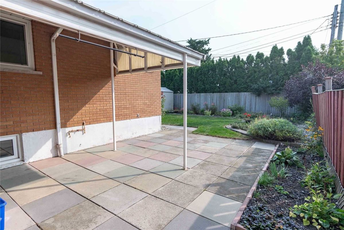 25 Darlington Drive 25 Darlington Drive Hamilton