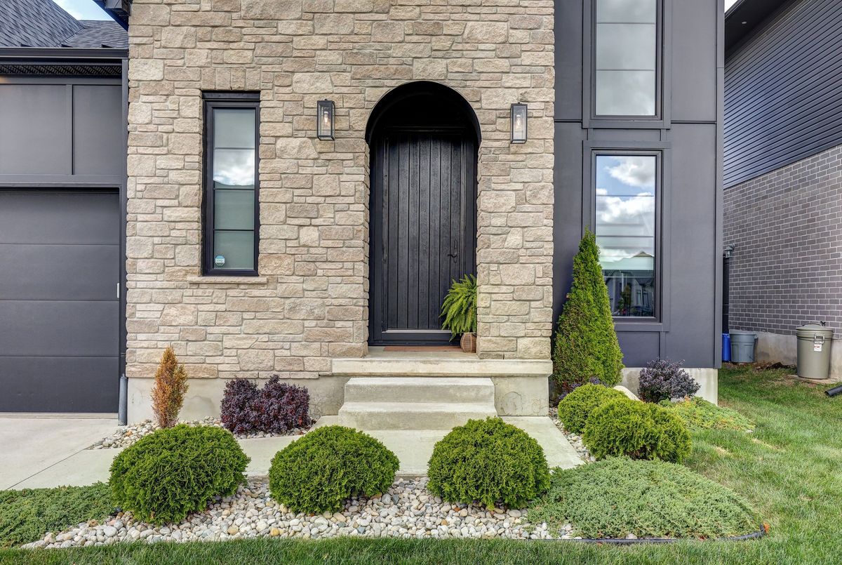 6320 Brash Drive 6320 Brash Drive London South