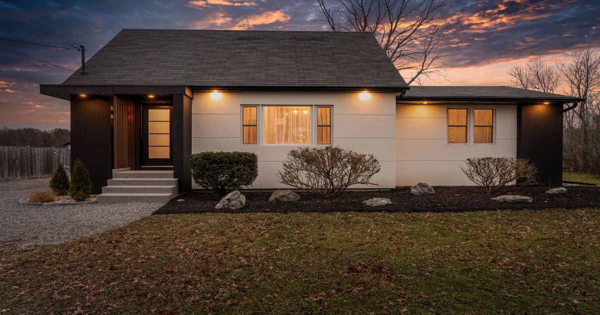 1234 SPEARS Road Fort Erie