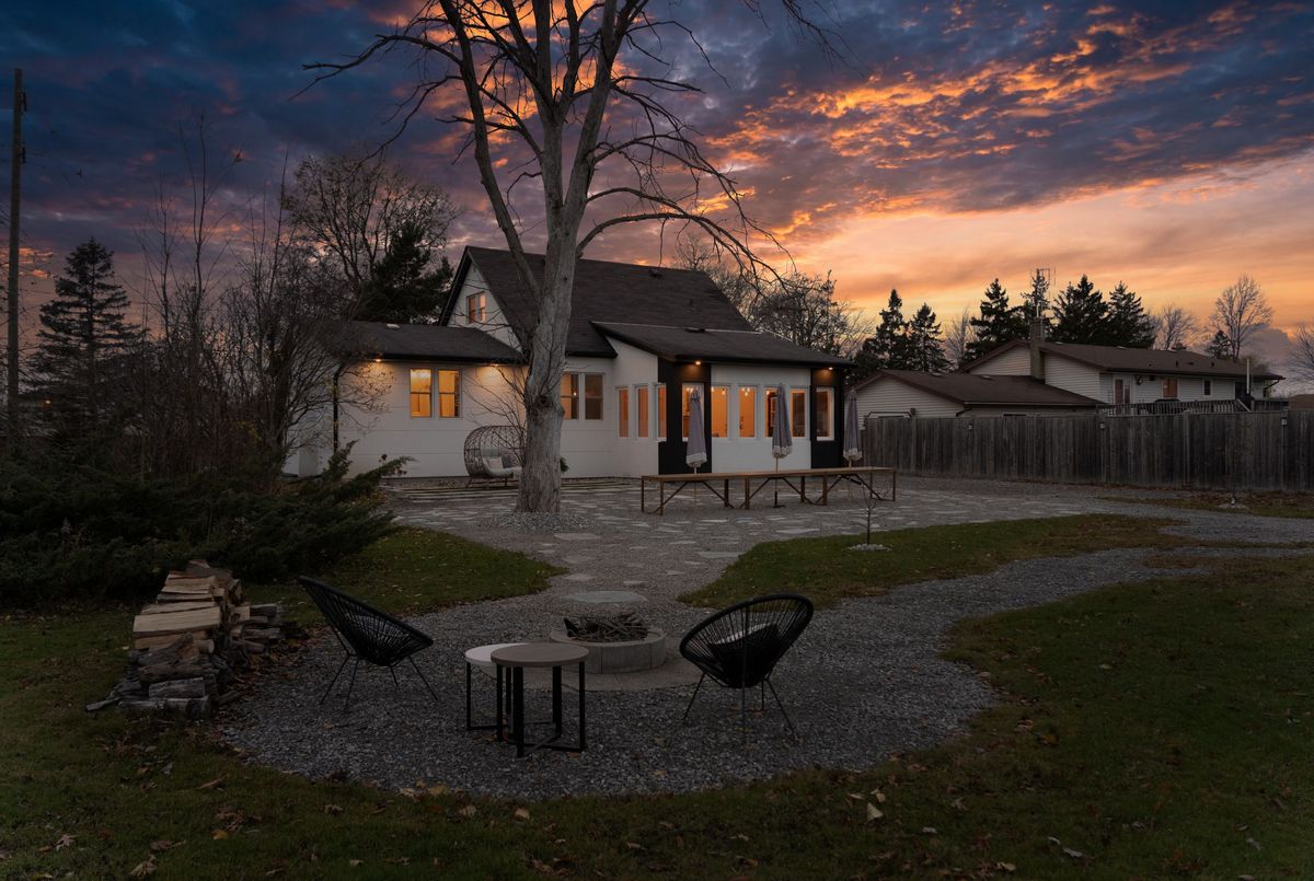 1234 SPEARS Road 1234 SPEARS Road Fort Erie