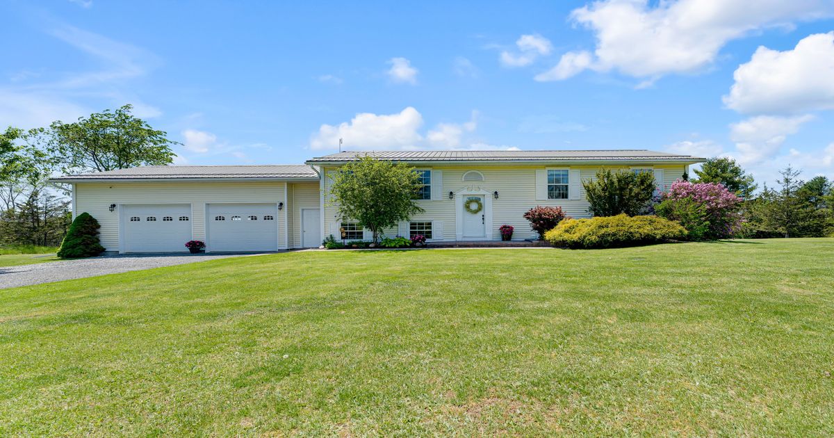 120 Pinecrest Road S Stone Mills