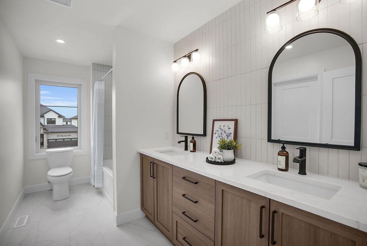 LOT 94 Darwin Crescent LOT 94 Darwin Crescent London South