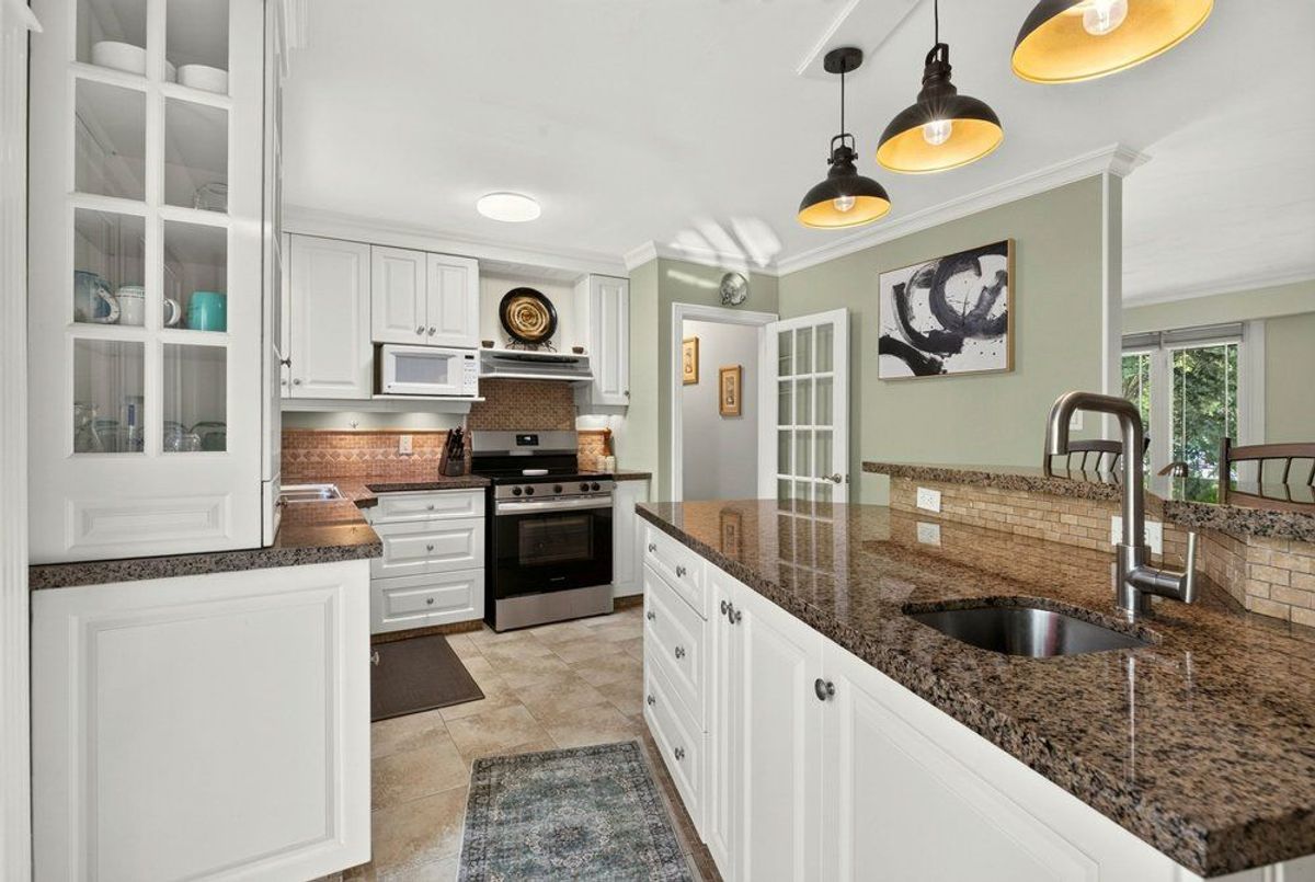 img-gallery