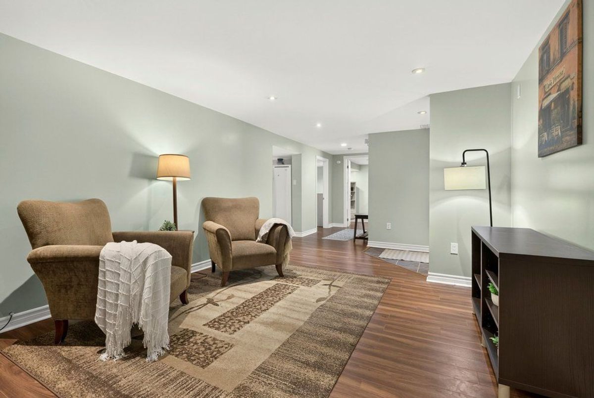 img-gallery