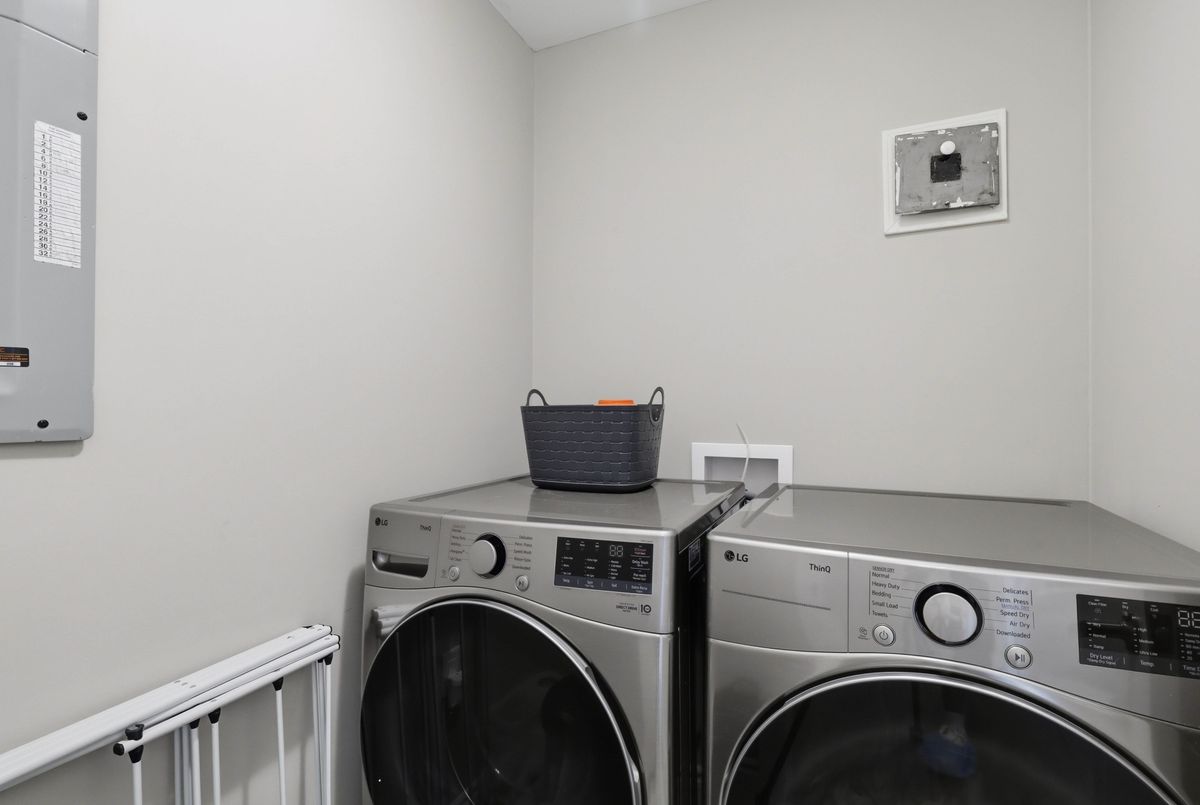 124-3320 Meadowgate Boulevard 124-3320 Meadowgate Boulevard London South