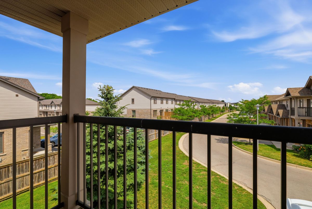 124-3320 Meadowgate Boulevard 124-3320 Meadowgate Boulevard London South