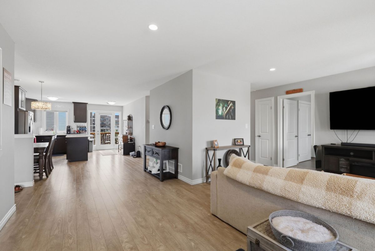 124-3320 Meadowgate Boulevard 124-3320 Meadowgate Boulevard London South