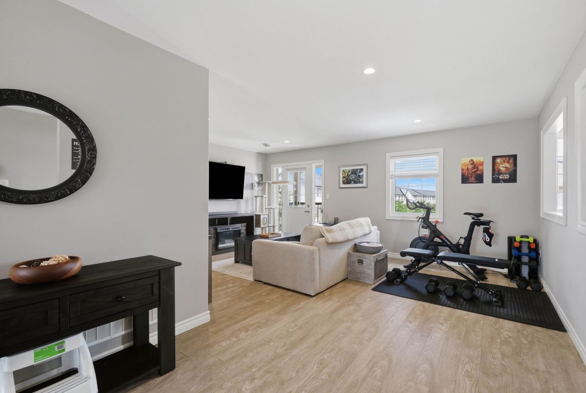 124-3320 Meadowgate Boulevard 124-3320 Meadowgate Boulevard London South