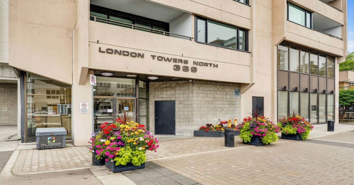 1705-389 Dundas Street W London East