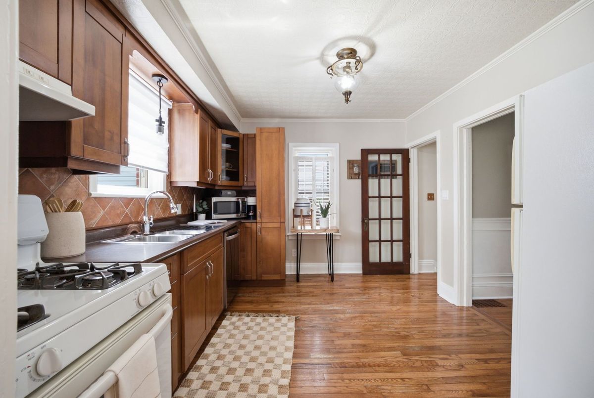 19 East 34th Street 19 East 34th Street Hamilton