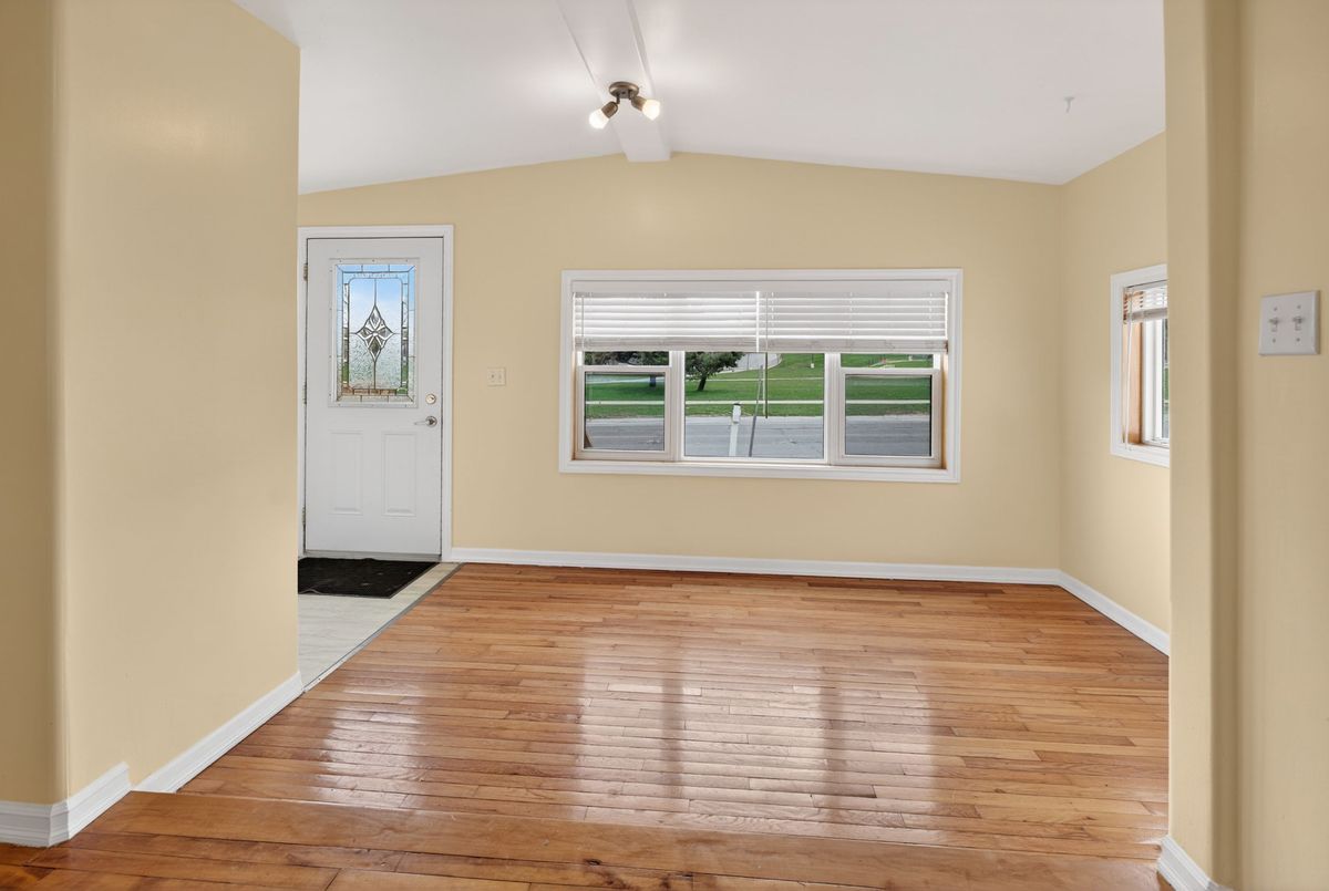 77 Portsmouth Avenue 77 Portsmouth Avenue Kingston