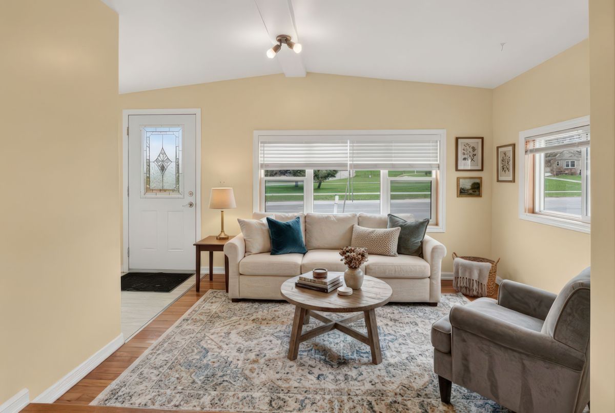 77 Portsmouth Avenue 77 Portsmouth Avenue Kingston