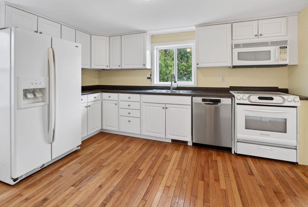77 Portsmouth Avenue 77 Portsmouth Avenue Kingston