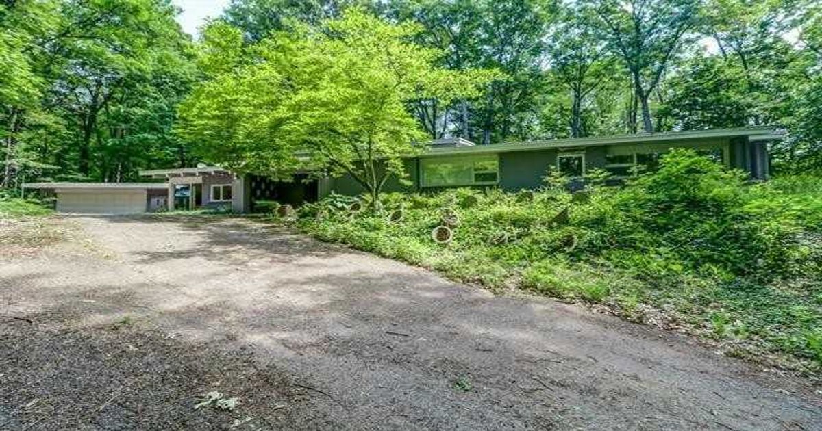 245 Highway 20 St W Pelham