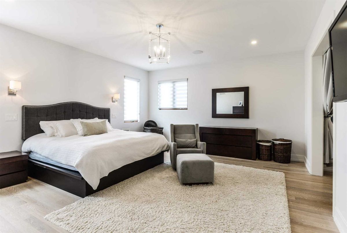 9736 Wellington 42 Rd 9736 Wellington 42 Rd Erin