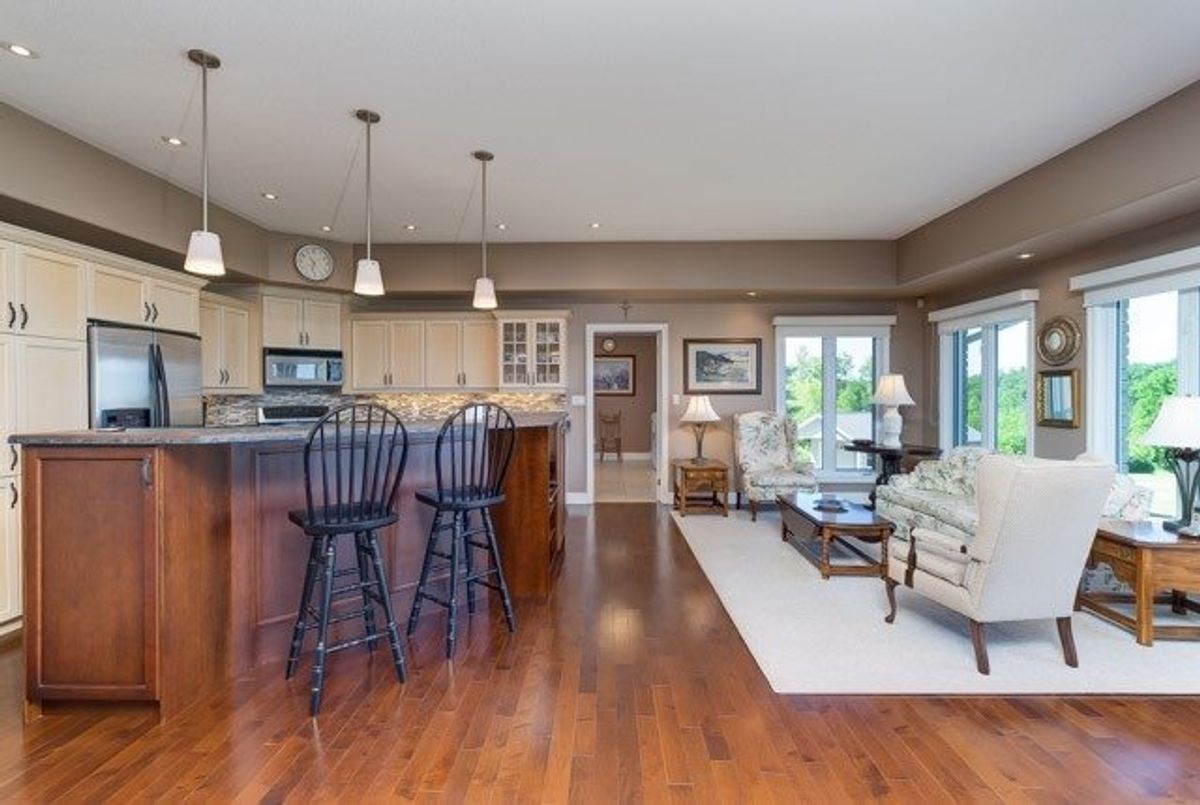 5370 Sutter Creek Dr 5370 Sutter Creek Dr Hamilton Township