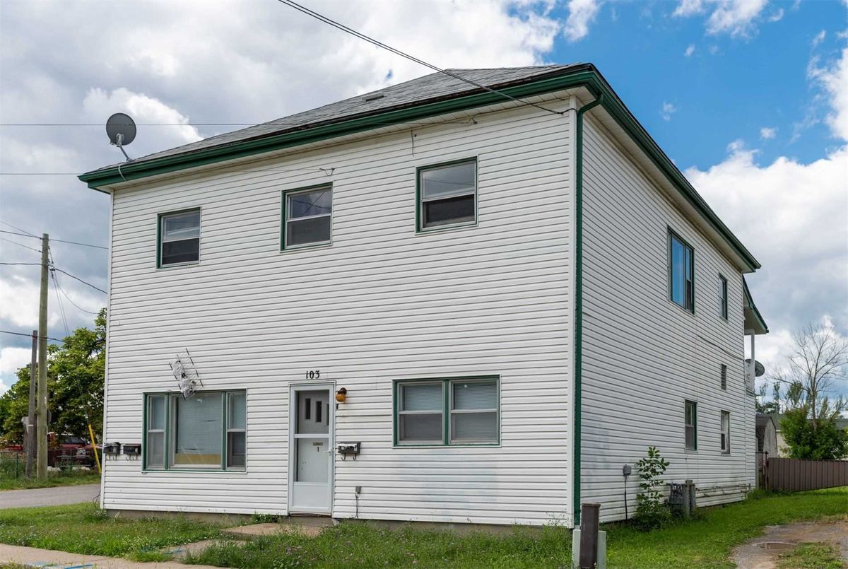 103 Moffatt St 103 Moffatt St St. Catharines