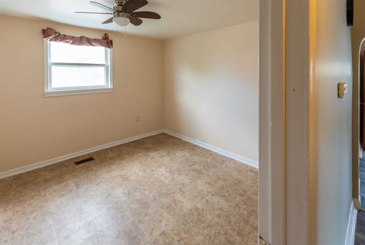 103 Moffatt St 103 Moffatt St St. Catharines