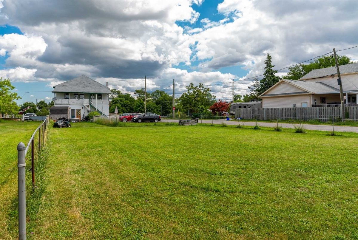 103 Moffatt St 103 Moffatt St St. Catharines