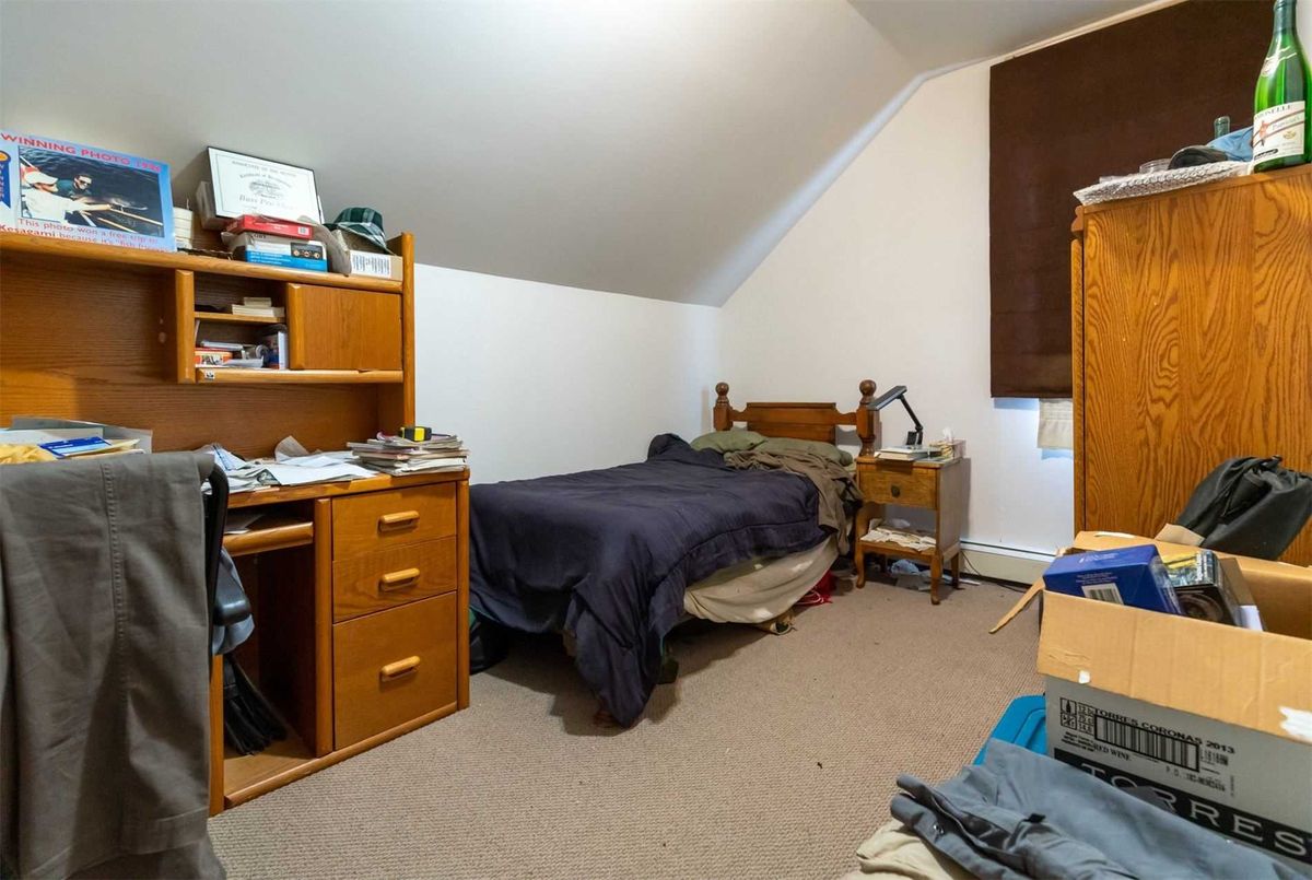 105 Moffatt St 105 Moffatt St St. Catharines