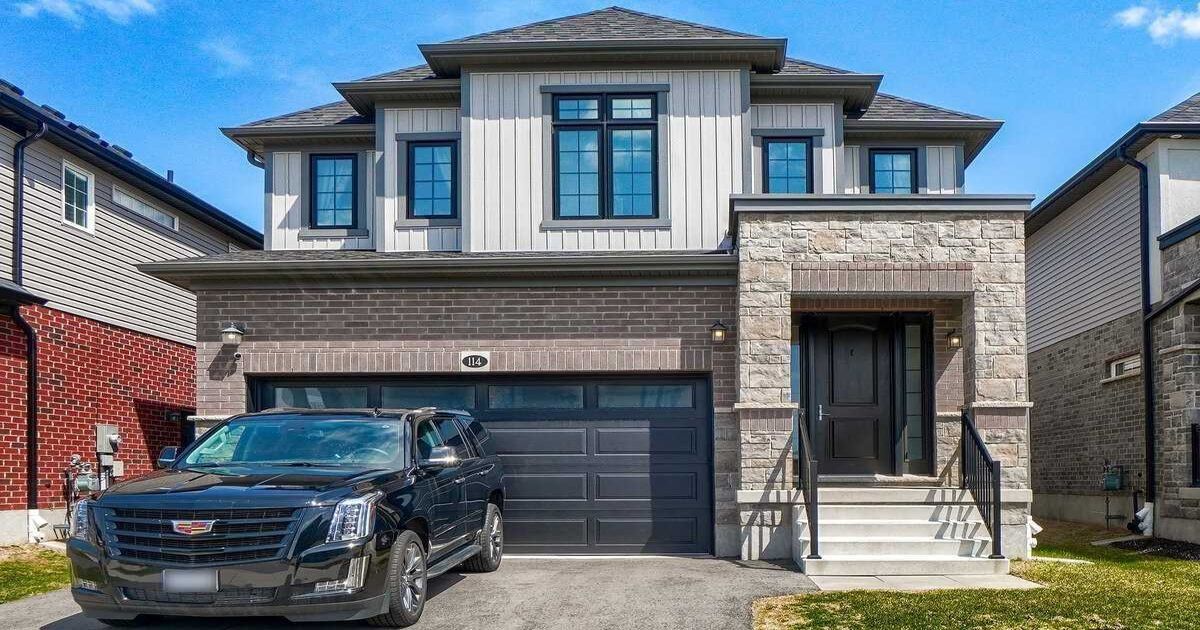 114 Ridgemount St Kitchener