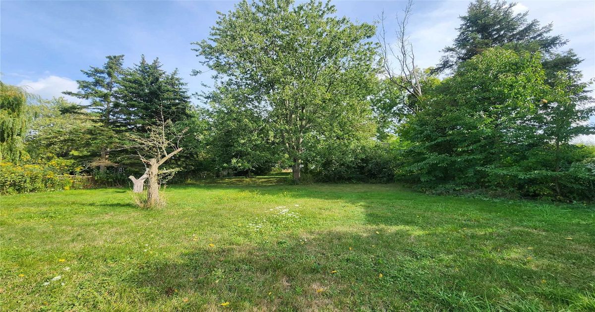 561 Dundas St E Hamilton