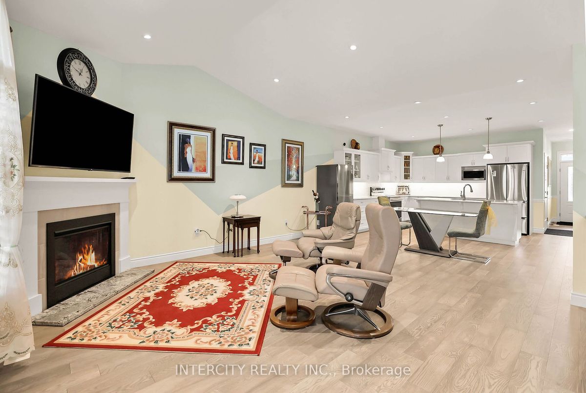 img-gallery