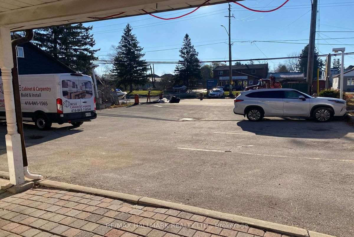 186 King Rd Richmond Hill 186 King Rd Richmond Hill