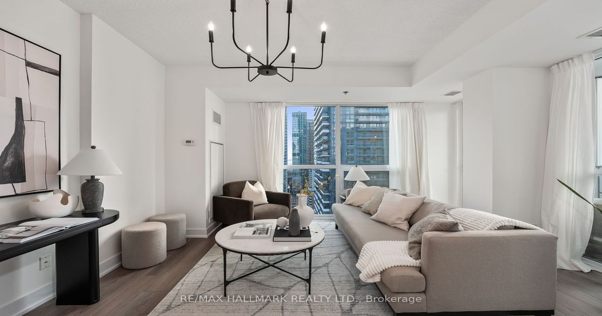 318 Richmond St W Toronto