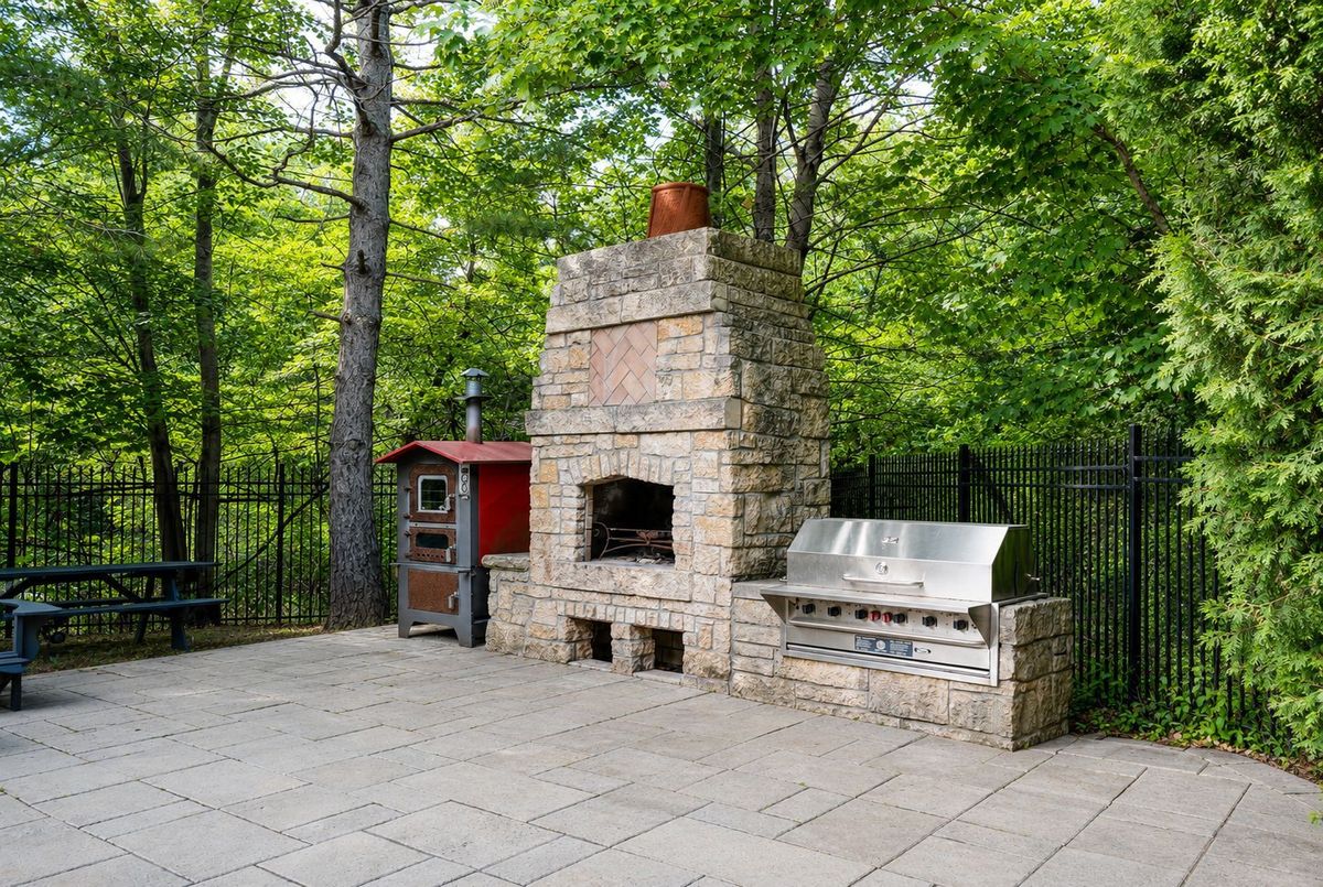 img-gallery
