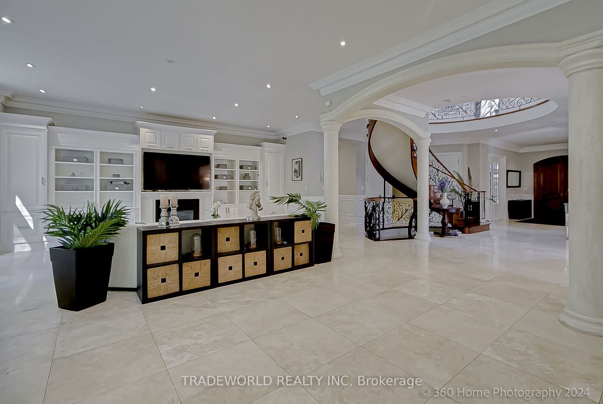 img-gallery