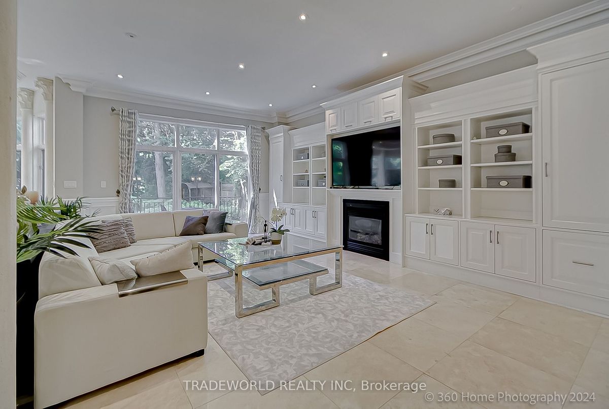 img-gallery