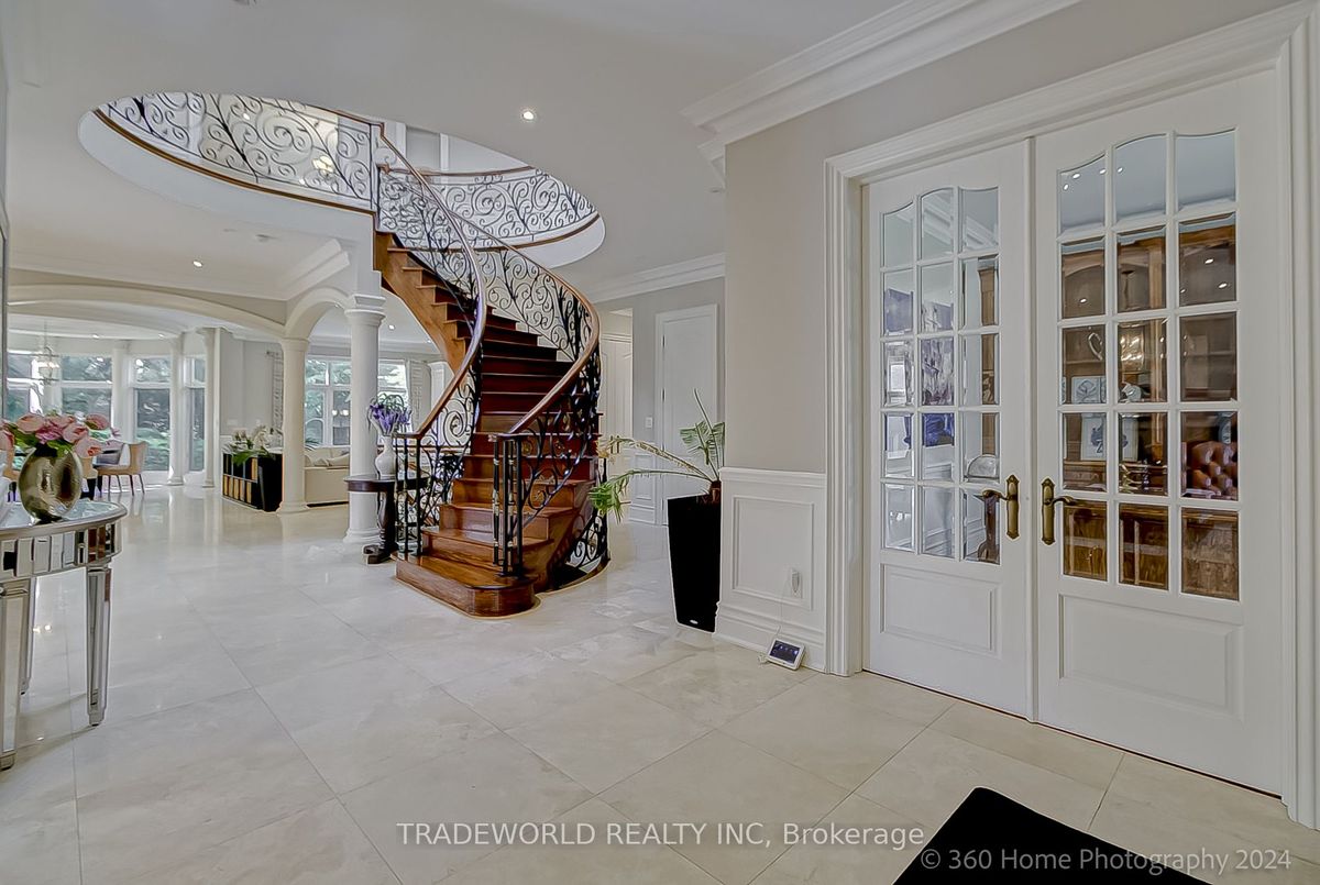 img-gallery