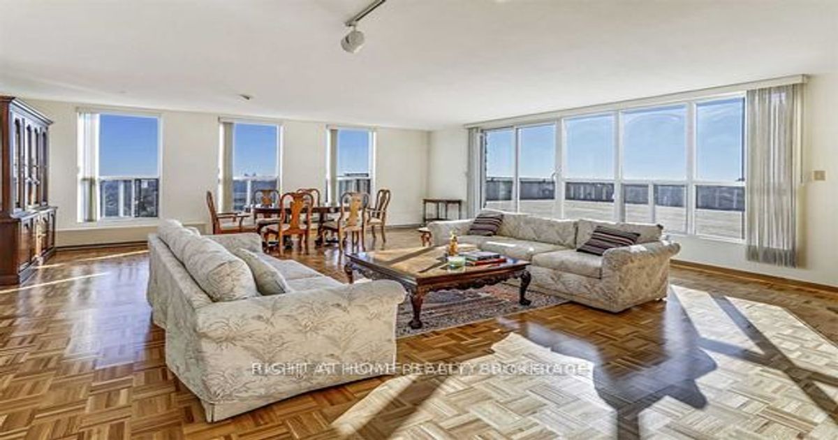 130 Neptune Drive Toronto