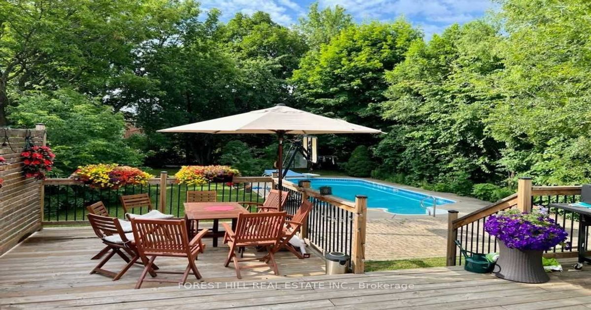 157 Northwood Dr Toronto