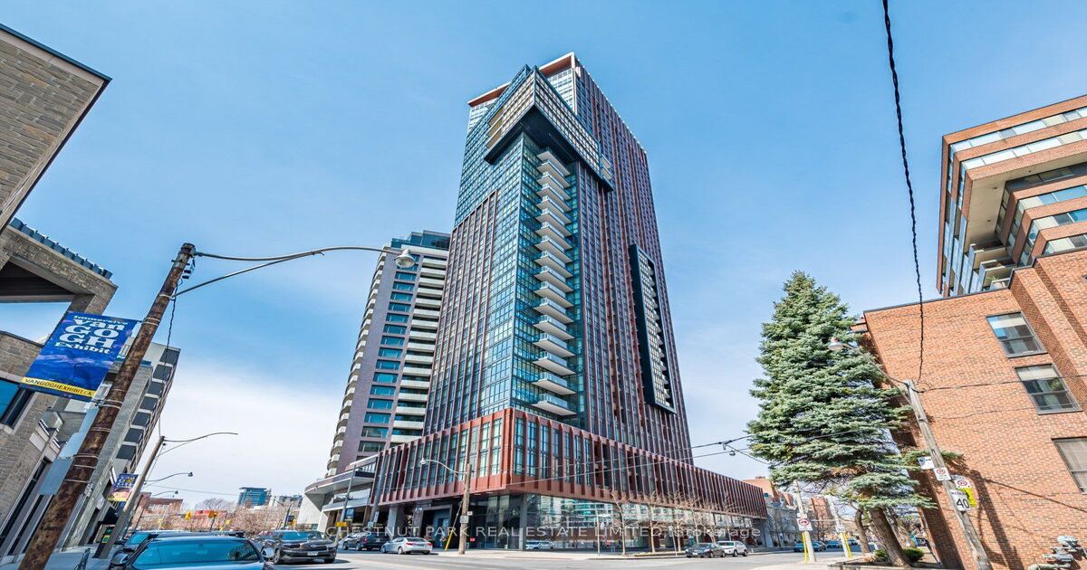 32 Davenport Rd Toronto