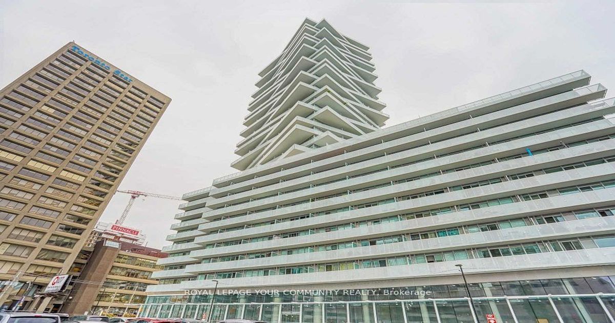 15 Queens Quay E Toronto