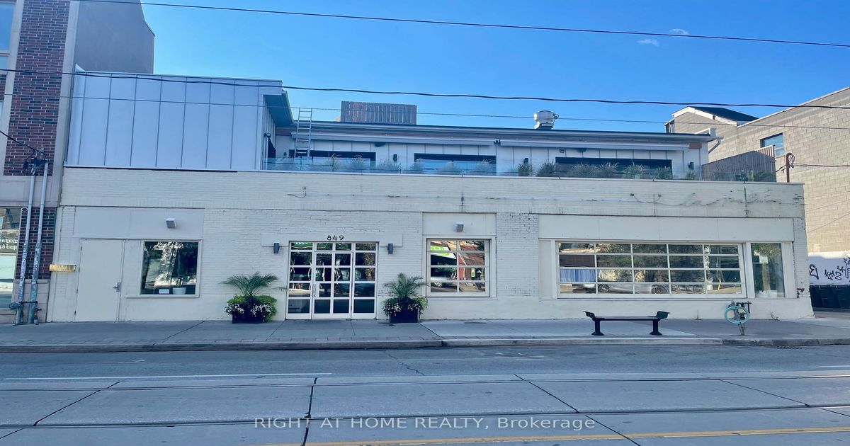 849 Dundas St W Toronto