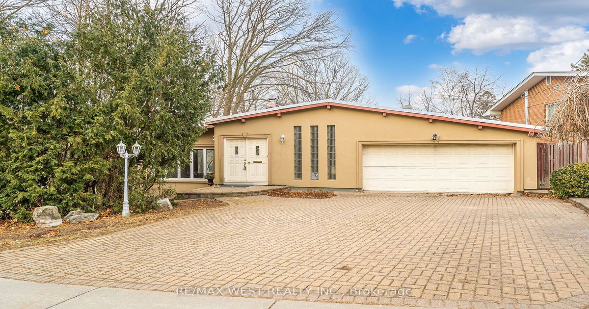 6 Olsen Dr Toronto