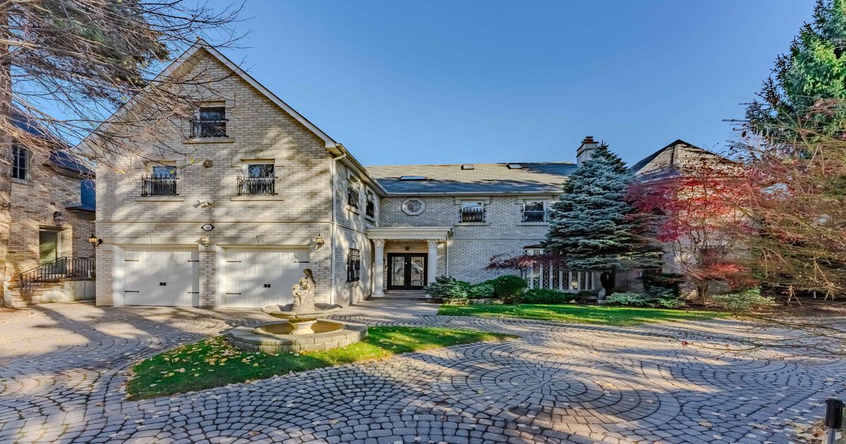 31 Arjay Crescent Toronto